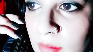 trending_6718338612102671125