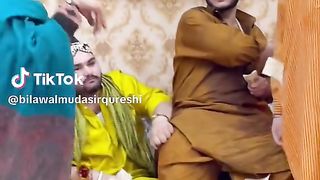 Mujra enjoy 2