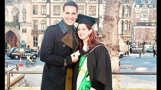 Akshay Kumar's heartwarming message on wife's graduation day goes viral