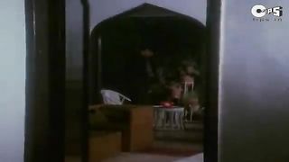 Tere_Dar_Par_Sanam_-_Vídeo_Song___Phir_Teri_Kahani_Yaad_Aayi___Pooja_Bhatt,_Rahul_Roy___Kumar_Sanu(360p).