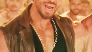 Hum Aaye Hain Ganapath Tiger Shroff Kriti Sanon Siddharth B Prakriti K