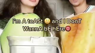Make a smoothie with me in my AVOCADO COSTUME!! ???????? #smoothie #shorts #vira