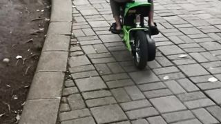 Latihan Naik Motor
