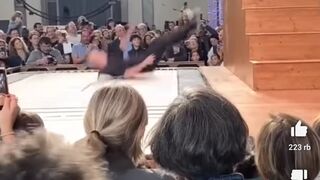 Art_Of_Trampoline_Jumping