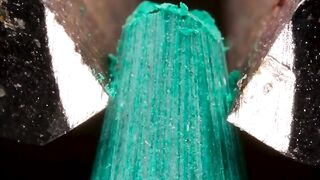 Pensil ASMR close up