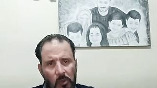 ابوذياد لقناة حوارات شحاتين برخصه والله ????????