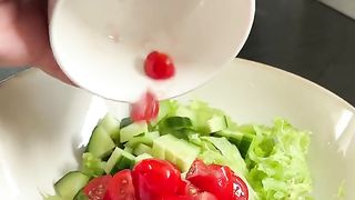 Gemischter Salat mit Grillkäse