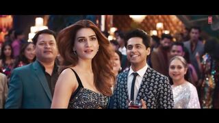 Laal Peeli Akhiyaan (Song)