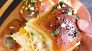 Perfect Party starter recipe- Cheesy Paneer Veggie Sliders are gonna win your heart
