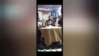 show random 3
