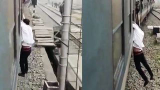 India thief on the moving  What happened to the train Watch the thrilling video till the end