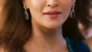 _@kritisanon_liked_❤️__Kriti_in_#laalpeeliakhiyaan_????❤️_•_─━━━⊱✿⊰━━━─_•__@