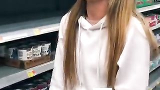Thinking It’s ILLEGAL To Open Food In The Store：