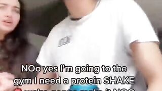 MAKE A PROTEIN SHAKE WITH ME AND MY BROTHER!! #foryou #viral #brothers #viralvideos #proteinshake