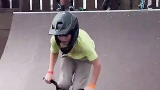 @BmxCaiden & @HarrySchofield taught a 4yr old how to ride the huge airbag jump!