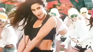 Najaa_????????✨___#sooryavanshi_movie_songs._._@katrinakaif_@akshaykumar__._._#reels_#pavdharia_#nikitagandhi_#music_#explore_#dancereels_