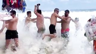 Try Not To Laugh - Funniest Fails Of The Week