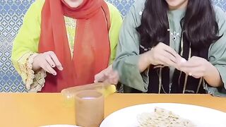 Flip the bottle and eat food