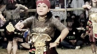 Putri ananta