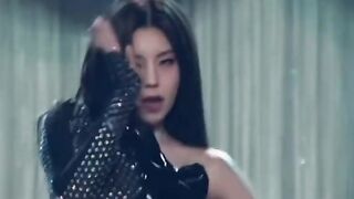 Yeji (ITZY)