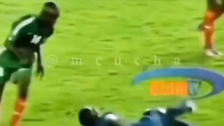 what kind of football is this...???