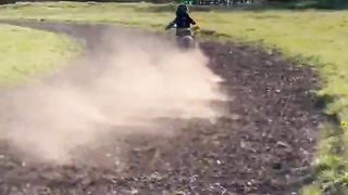 2 strokes and sunshine - dirt bike life! #enjoytheride