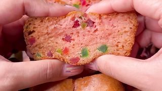 Strawberry tutti frutti cake
