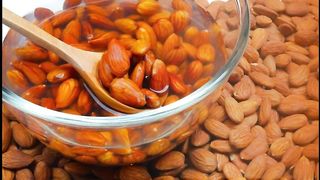 Almonds 10 health benefits of eating soaked