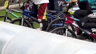 BMX racing - riders ready？ Watch the gate!