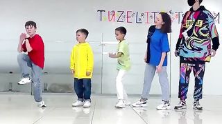 Шаффл Баттл ???????? WHO IS BEST DANCER ？ ???? NEON MODE ???????? TUZELITY SHUFFLE !