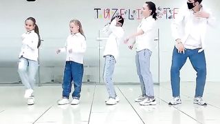 Шаффл Баттл ???????? Who BEST DANCER ？ ????❤️‍ 28M SUBS IS COMING ! ???????? SHUFFLE TUZELITY ????