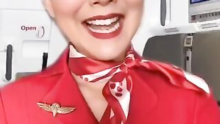 Things you didn’t know about cabin crew Part 15 - preparing doors