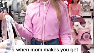 When Mom Makes You Get The SAME Thing：