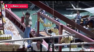 Jackie Chan crazy chase in Hong Kong Harbour | The Protector | CLIP