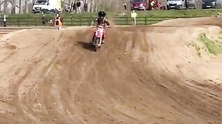 Motocross toddler - electric GasGas MX bike on mode 6 ????