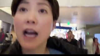 ASIAN MOMS WHEN THEY FIRST GET TO THE AIRPORT ????