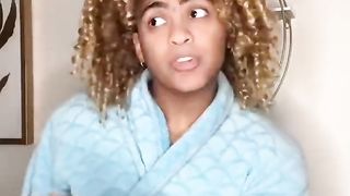 Lil brother helps big brother from getting a hit…????????#comedy #viral