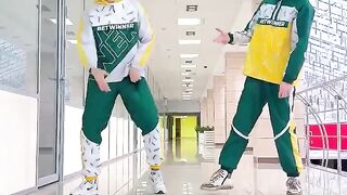 Шаффл Баттл ???????? WHO BEST DANCER ???? NEON MODE ???????? VS TUZELITY SHUFFLE ????