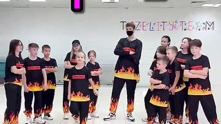 Шаффл Баттл ???????? Who Win ???? LITTLE GIRL VS LITTLE BOY ⭐️ NEON MODE ????