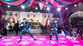 BATAMEEZ_DIL_WEDDING_DANCE(360p).