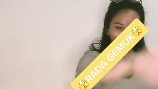 gadis cantik