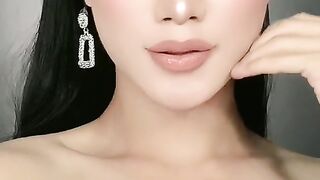 Make up transisi tegar