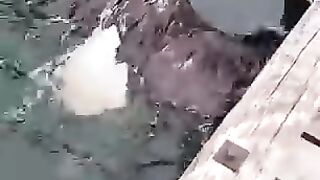 Rescuing-a-Bald-Eagle-ViralHog_13.mp4