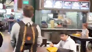 FOOD COURTS IN SINGAPORE ARE SHOCKING! ????