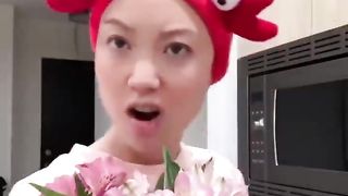 MEN ARE FROM MARS, WOMEN ARE FROM MILEY CYRUS ????????