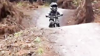 First time riding a MTB red route with a 3 year old biker!
