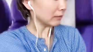 Child learns the middle finger and when to use it