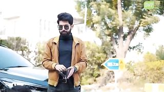 ایک ادمی کا مانگنے والے بچے سے سوال کہ تم کیوں مانگتے ہو