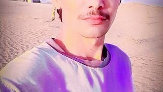 Pardes me hi zundagi guzri wai????