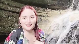 tiktok girl